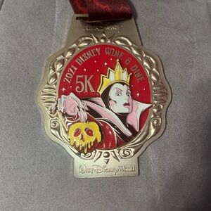 Run Disney medal